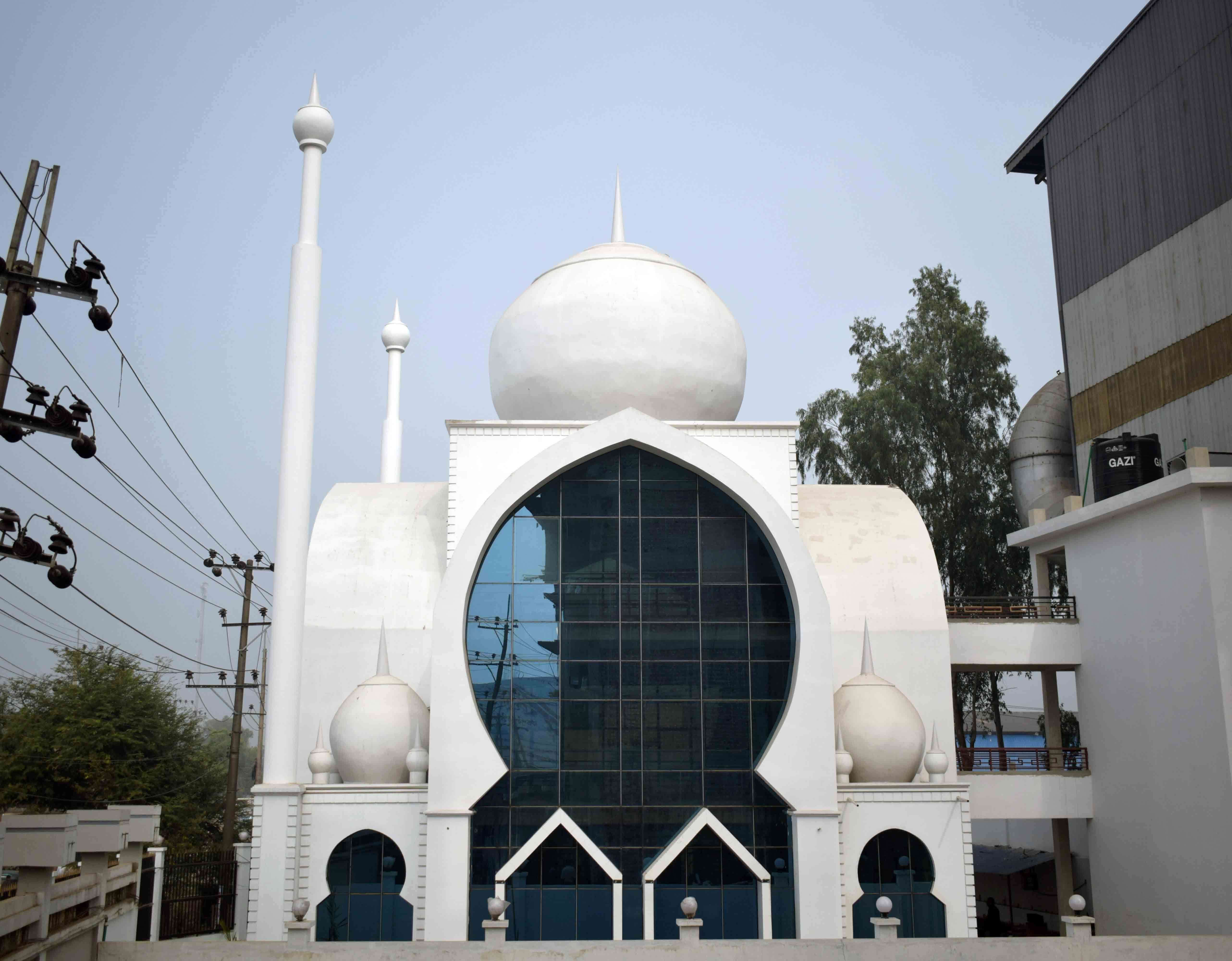 KSRM Mosque, Kumira